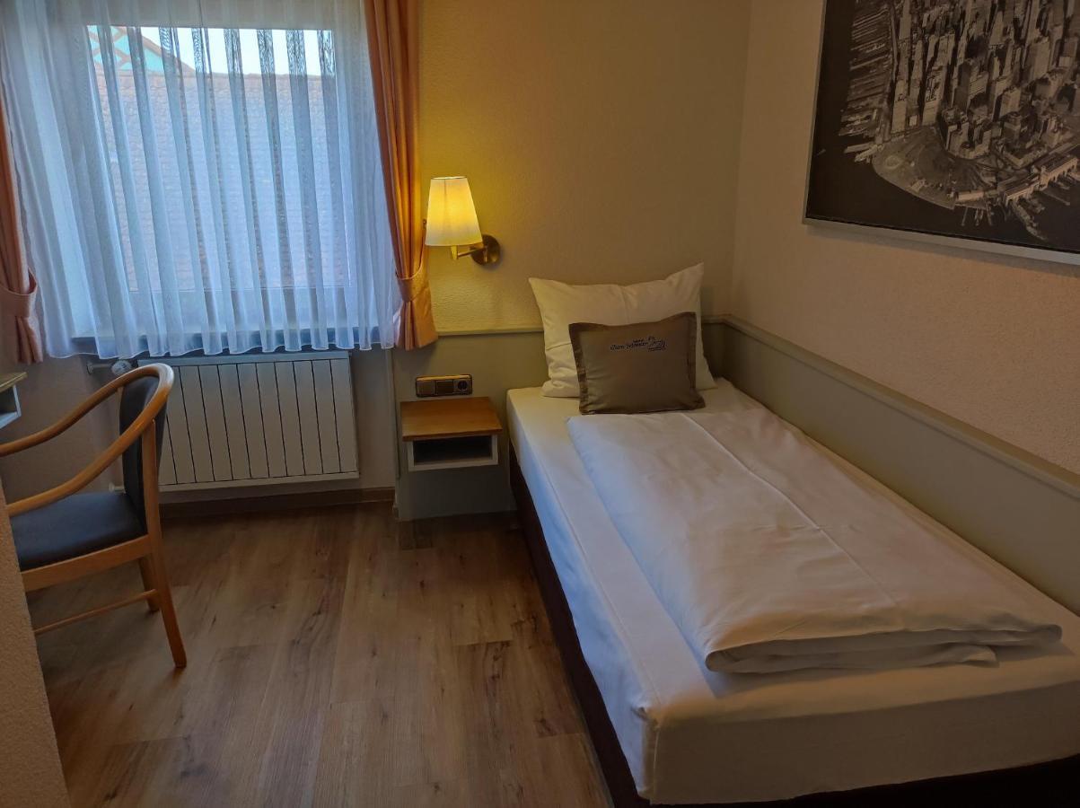 Hotel Gasthof Zum Schwan Steinsfeld Eksteriør bilde
