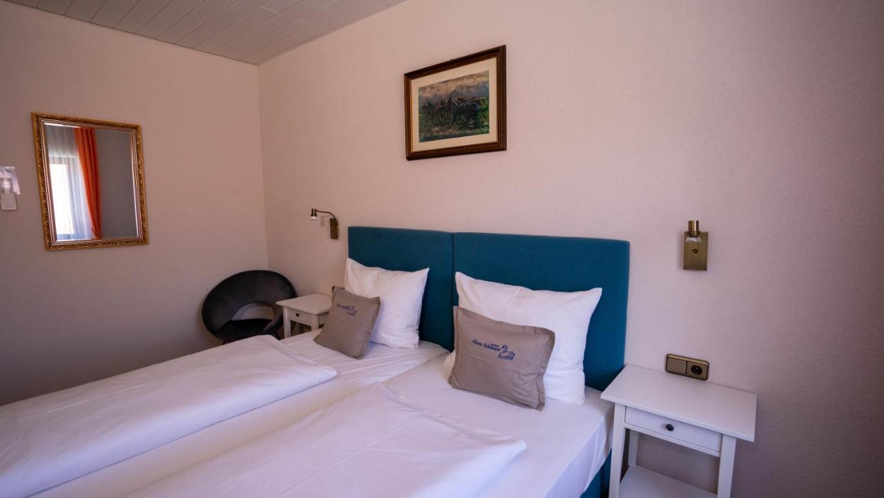 Hotel Gasthof Zum Schwan Steinsfeld Eksteriør bilde