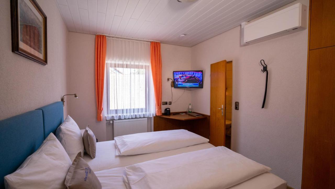 Hotel Gasthof Zum Schwan Steinsfeld Eksteriør bilde