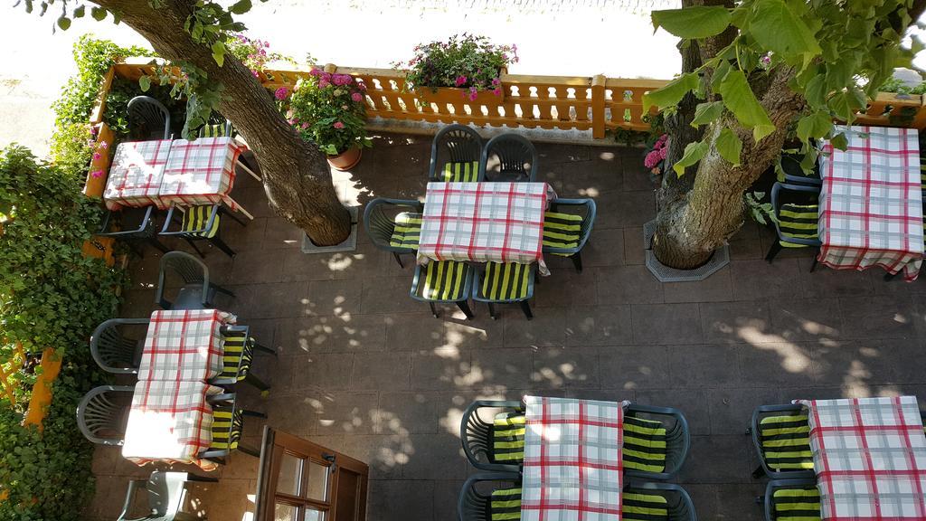 Hotel Gasthof Zum Schwan Steinsfeld Eksteriør bilde