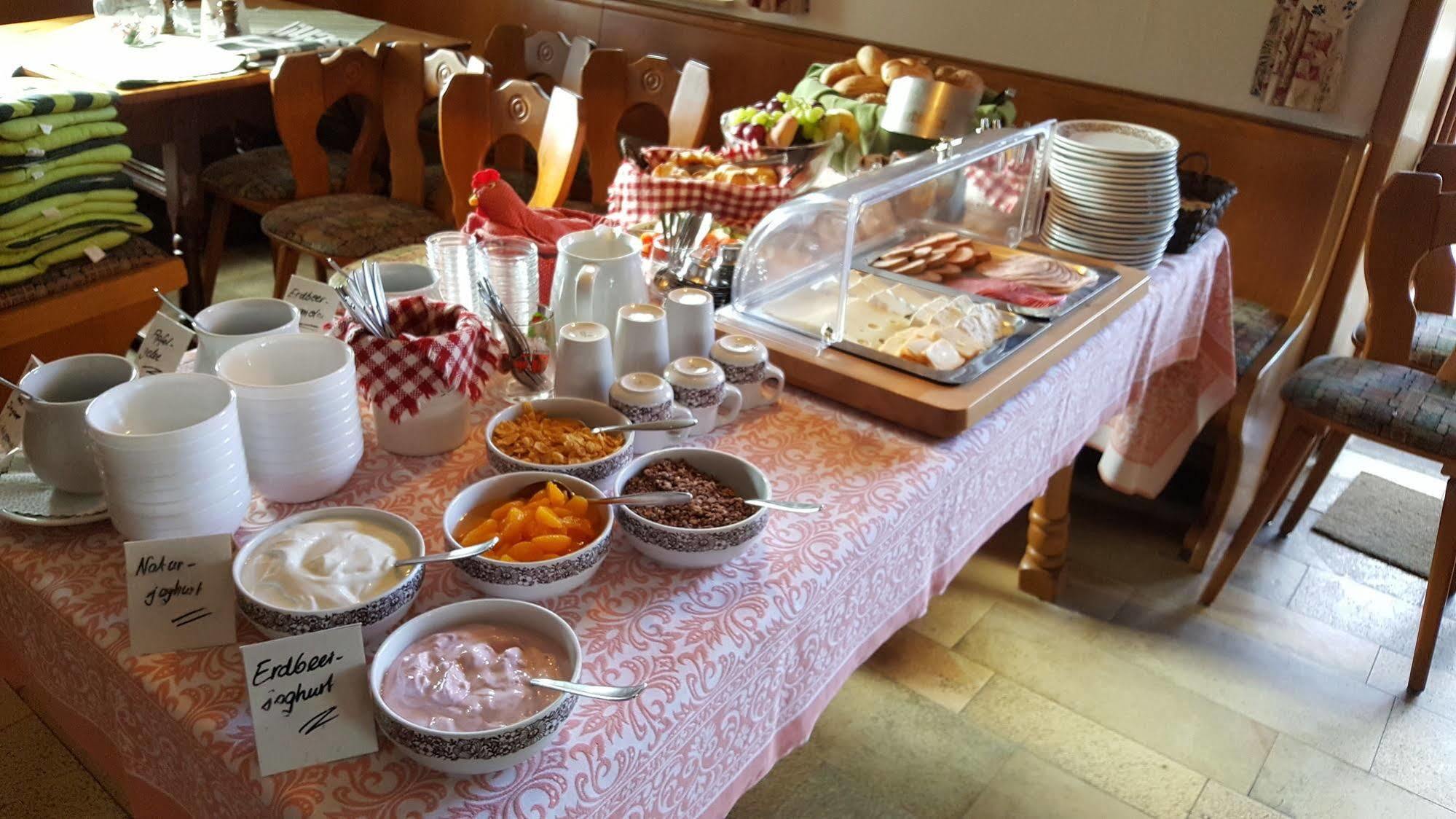 Hotel Gasthof Zum Schwan Steinsfeld Eksteriør bilde
