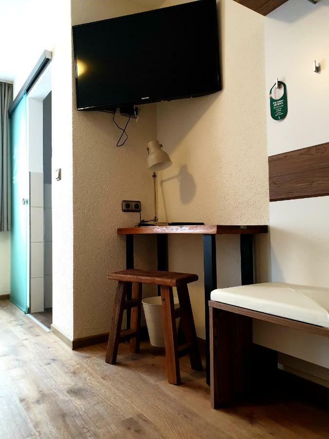 Hotel Gasthof Zum Schwan Steinsfeld Eksteriør bilde