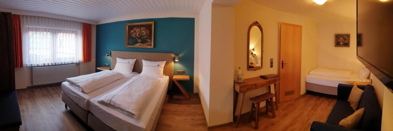 Hotel Gasthof Zum Schwan Steinsfeld Eksteriør bilde
