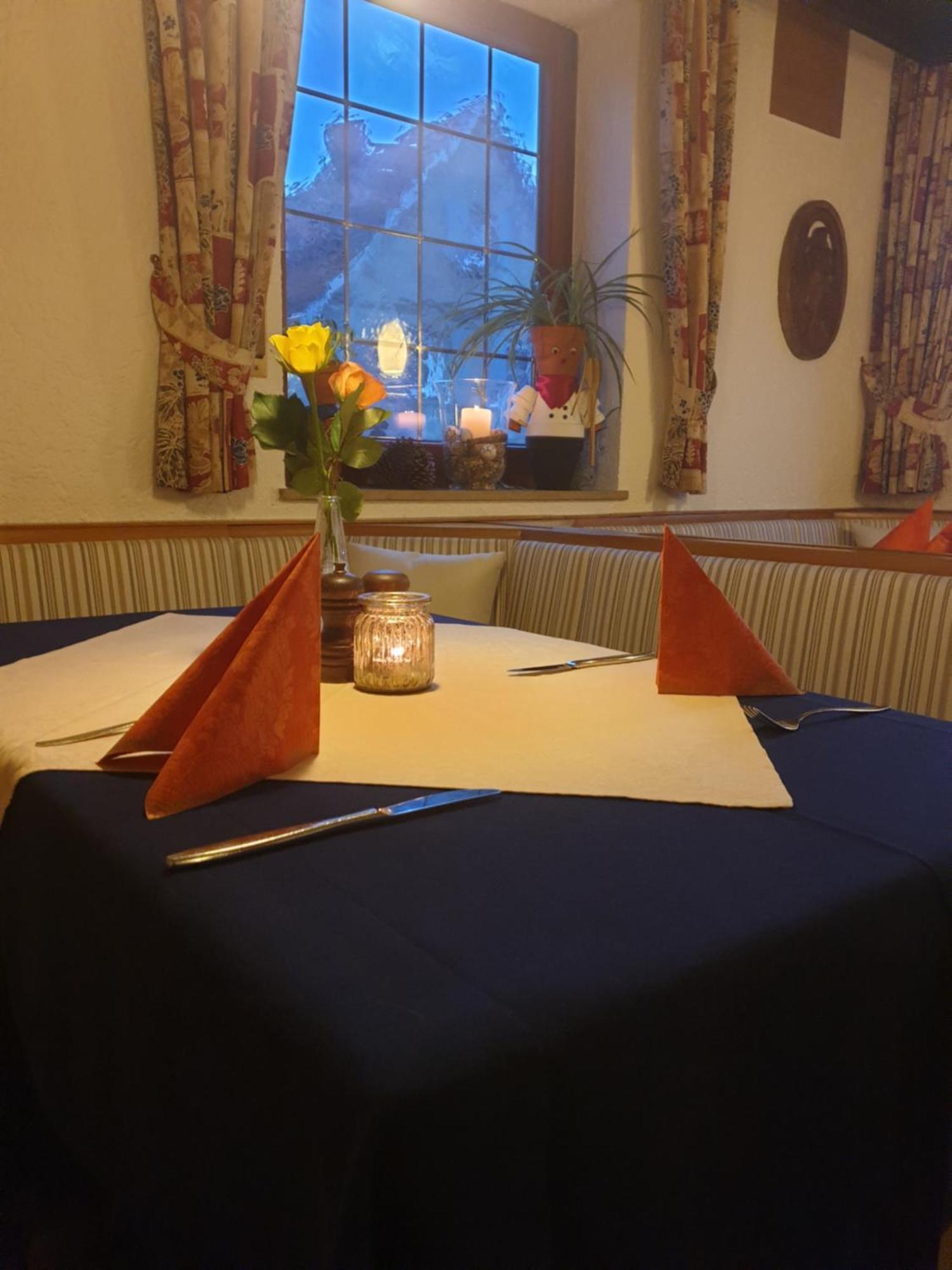 Hotel Gasthof Zum Schwan Steinsfeld Eksteriør bilde