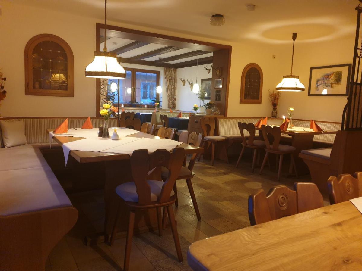 Hotel Gasthof Zum Schwan Steinsfeld Eksteriør bilde