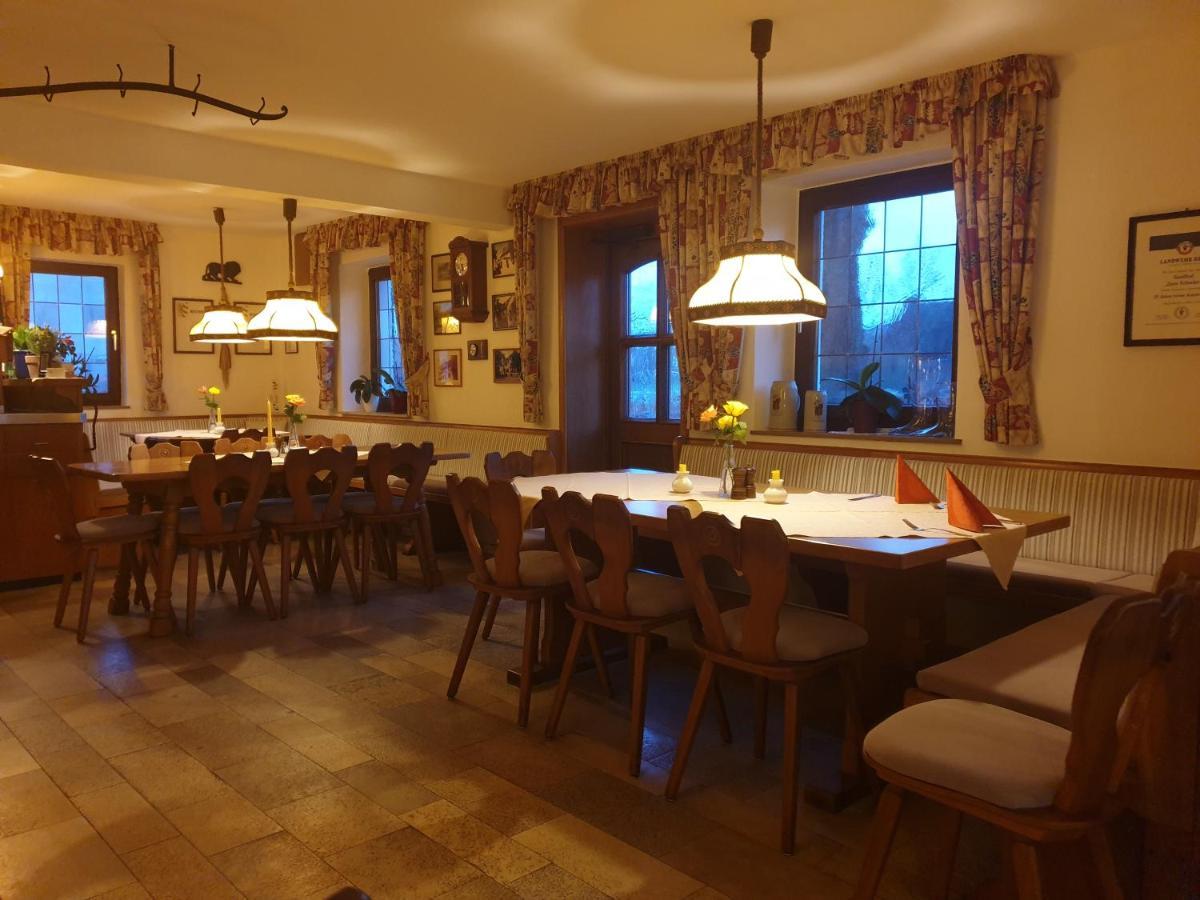 Hotel Gasthof Zum Schwan Steinsfeld Eksteriør bilde